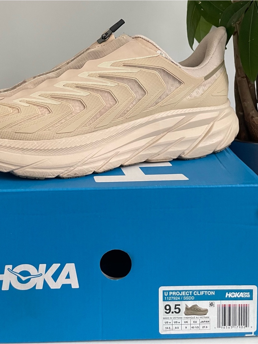 Men Size 9.5 Hoka One One Project Clifton Shifting Sand Dune Running Shoes